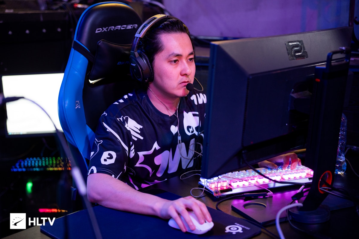 Организация 1w Team по CS2 убрала HObbit в запас и навсегда попрощалась с interz