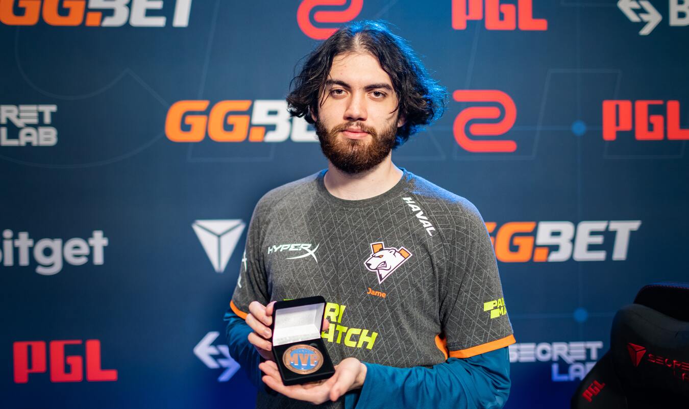 Именитый аналитик по Counter-Strike 2 восхитился капитаном PARIVISION