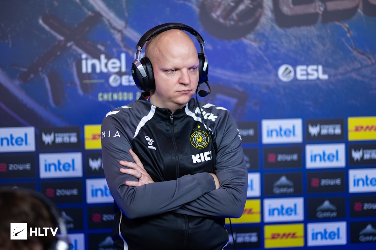 Скаут Team Spirit по CS2 и тренер Vitality устроили публичную перепалку из-за ZywOo и donk