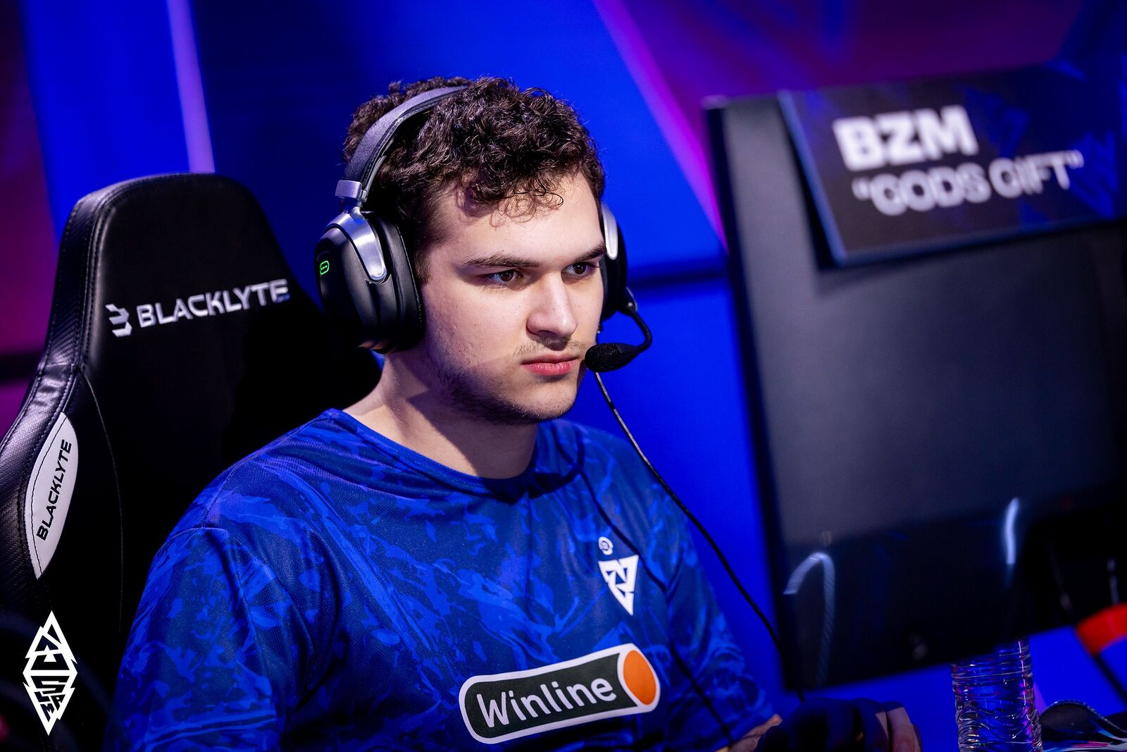 Мидер Tundra Esports по Dota 2 назвал игру на Invoker страданием и скрыл причины поражений