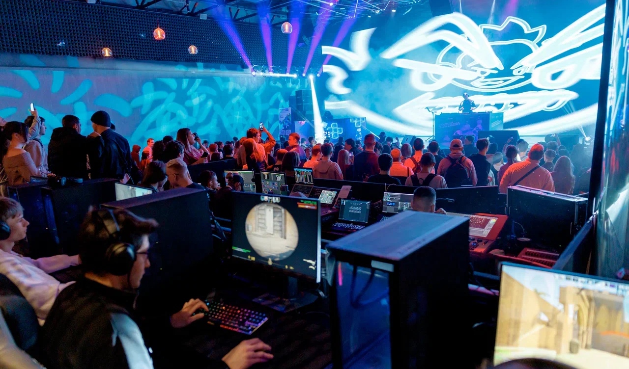 Про-игрок Dota 2 Владимир PGG Аносов выступит на «Киберсубботые» в Московском кластере видеоигр и анимации