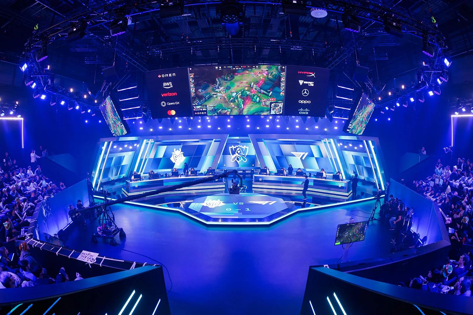 League of Legends vs Dota 2: Вечная битва титанов MOBA