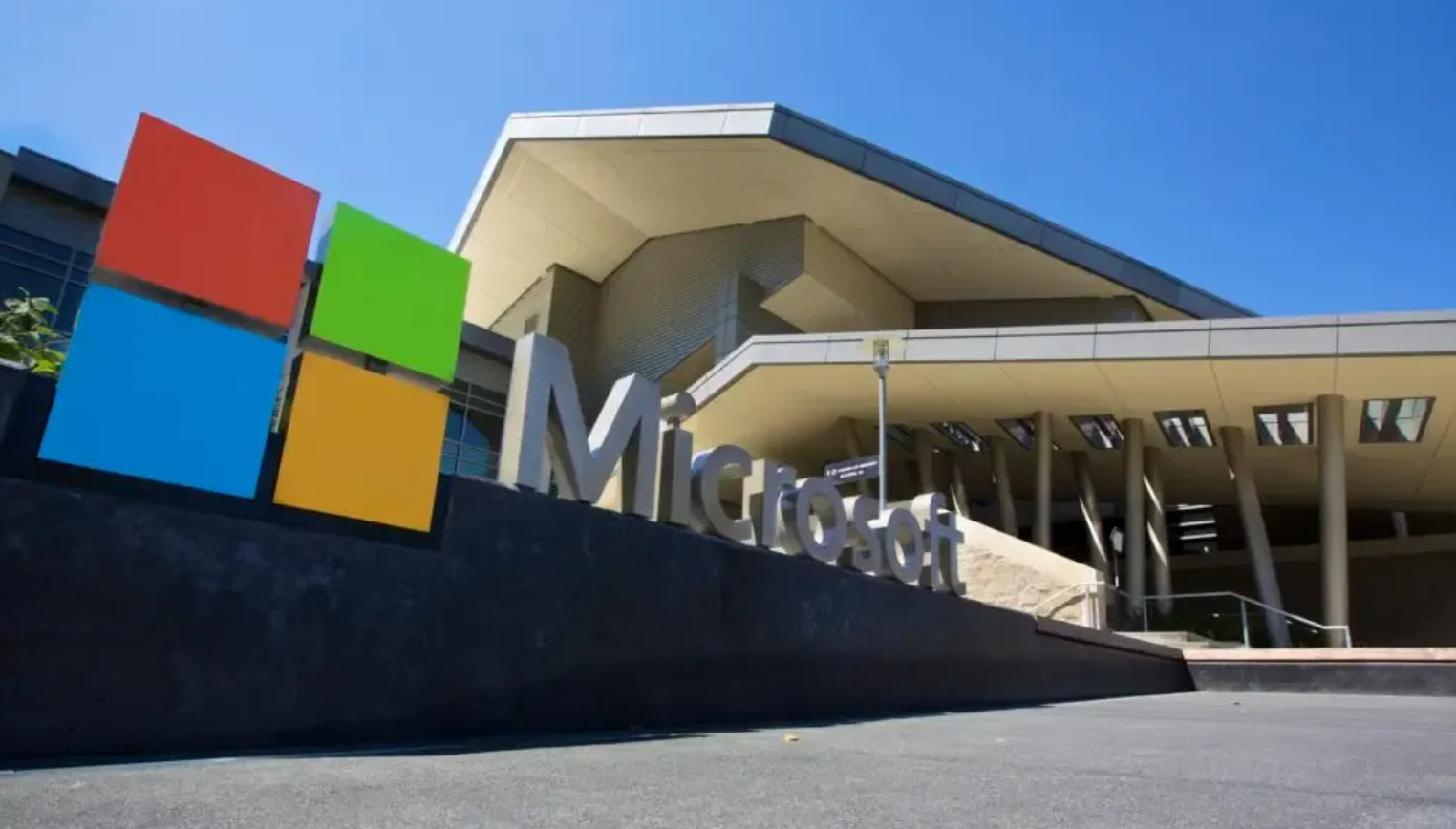 Microsoft решила уволить «небольшое» число сотрудников в игровом подразделении и не только - изображение 1 Microsoft решила уволить «небольшое» число сотрудников в игровом подразделении и не только - фото 1