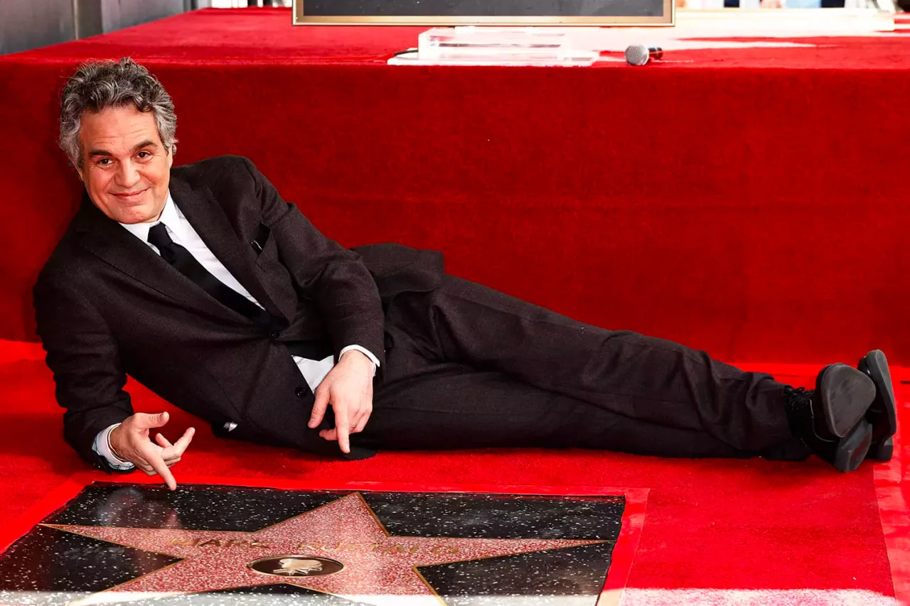 Марк Руффало получил свою «звезду» на «Аллее славы» в Голливуде - фото 1