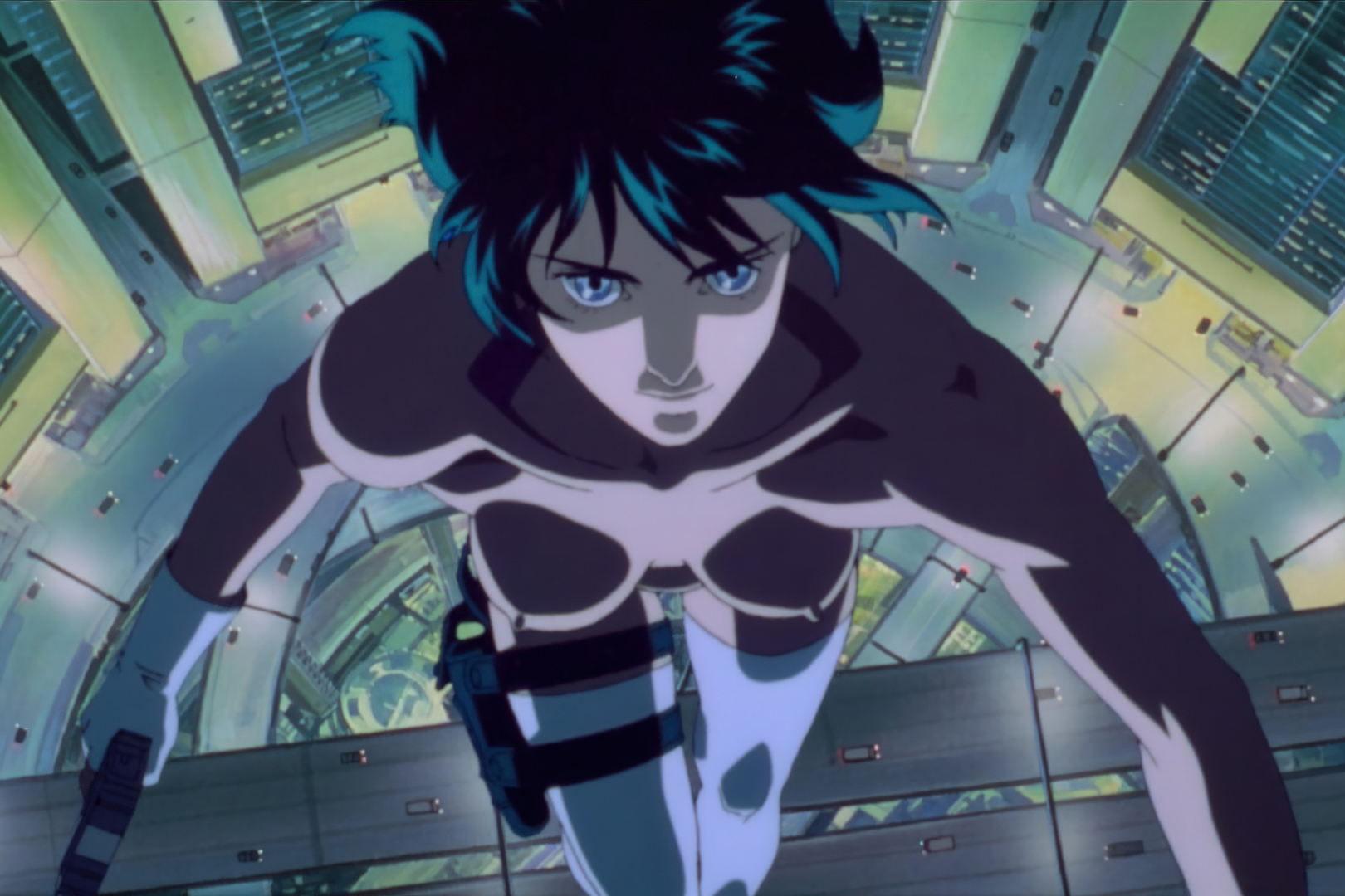 Фильм был создан при финансовой поддержке американского дистрибьютора аниме Manga Entertainment. Компания вложилась в фильм Осии, потому что устала ждать, пока японцы сами нарисуют что-нибудь сравнимое по размаху с «Акирой», предыдущим аниме-хитом в Америке.

Источник: студия Production I.G