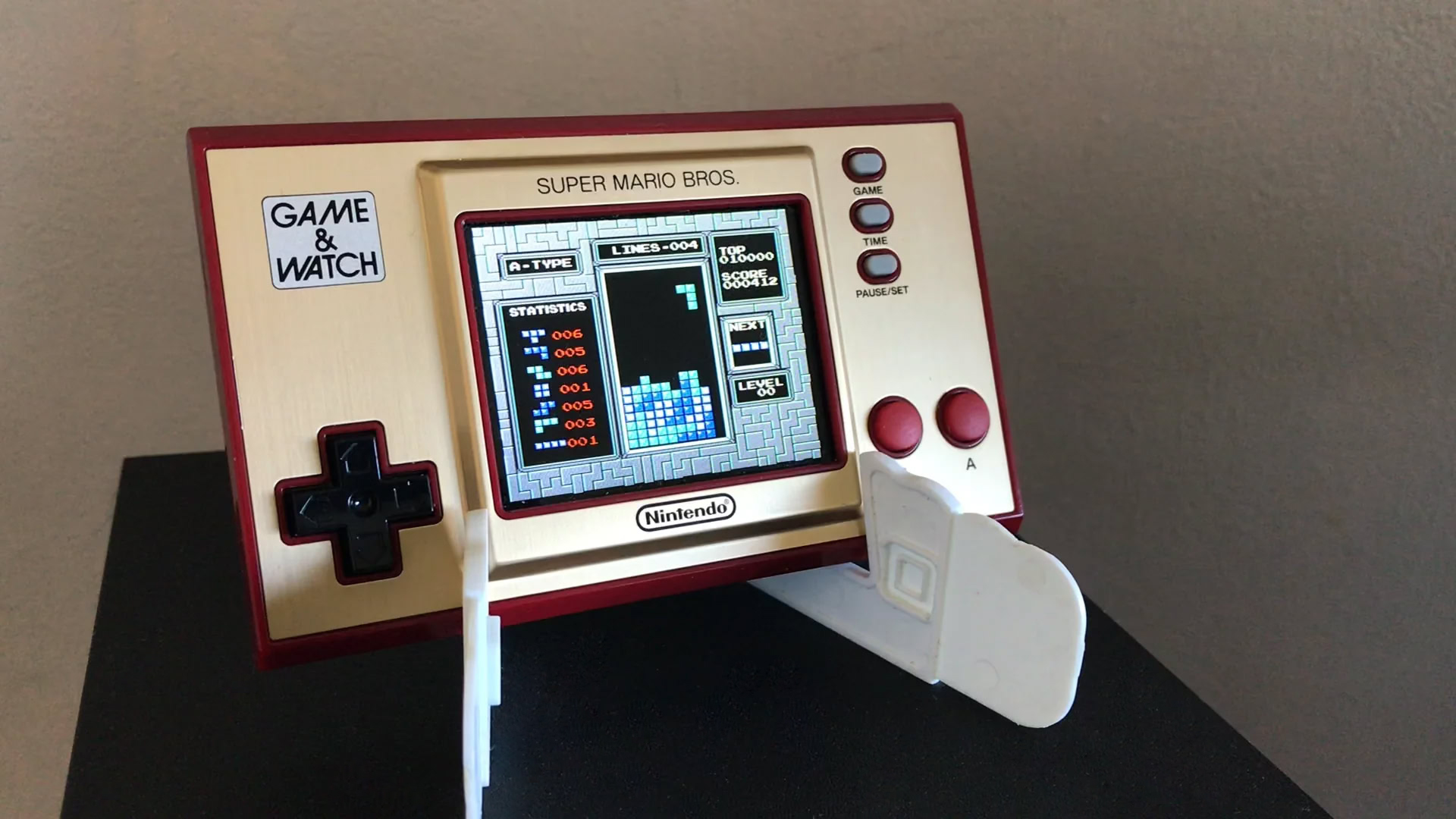 Источник: портативная игровая консоль Nintendo Game &amp; Watch: Super Mario Bros