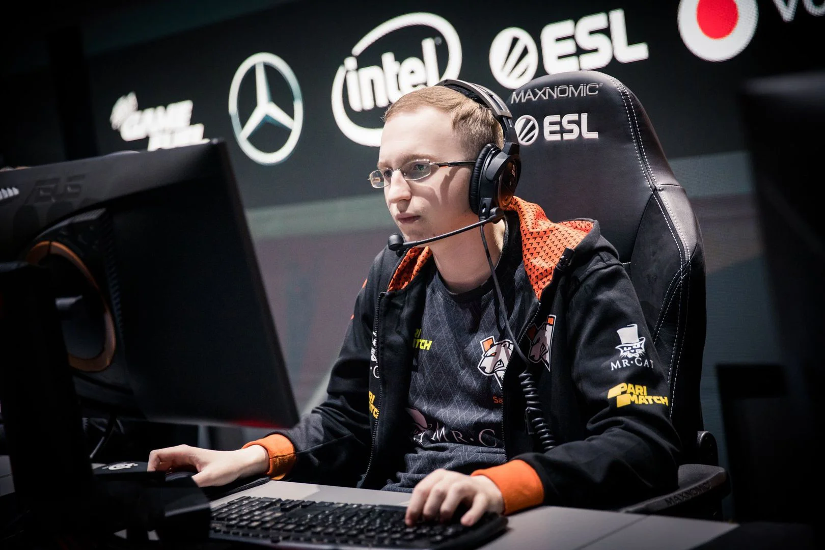 Виталий Save- Мельник: путь молдавского капитана к вершинам Dota 2