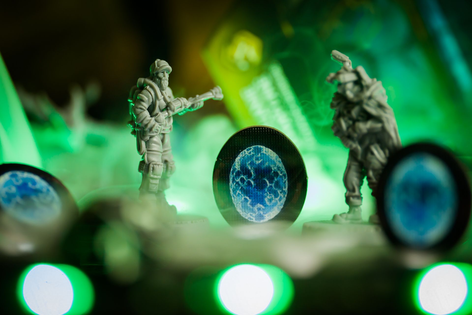 Настольная игра «Nemesis: Lockdown»
Источник: BoardGameGeek