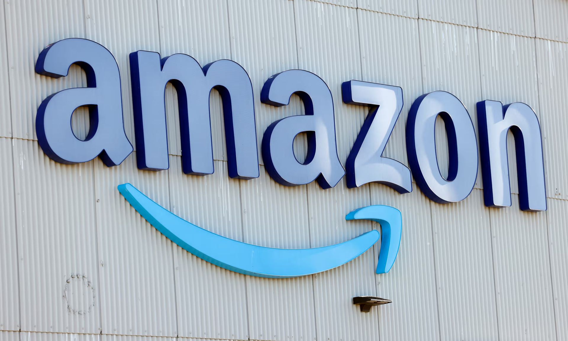 Amazon назвала программы DEI устаревшими и отказалась от повестки - изображение 1 Amazon назвала программы DEI устаревшими и отказалась от повестки - фото 1