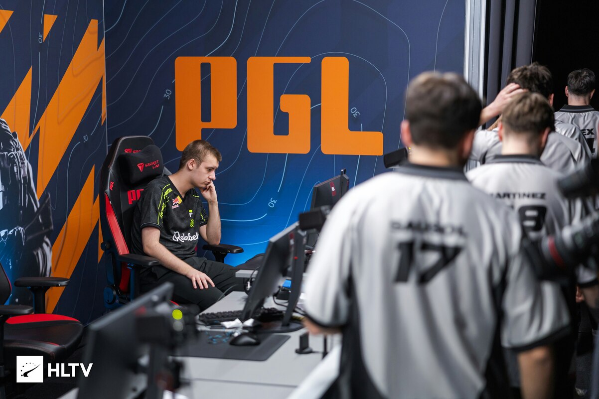 Неудача Ninjas in Pyjamas на PGL Masters Bucharest 2025