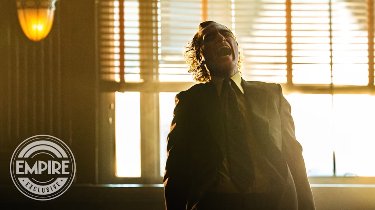 Фильм «Джокер: Безумие на двоих» получил новые кадры и подробности о Джокере - изображение 1 Фильм «Джокер: Безумие на двоих» получил новые кадры и подробности о Джокере - фото 1