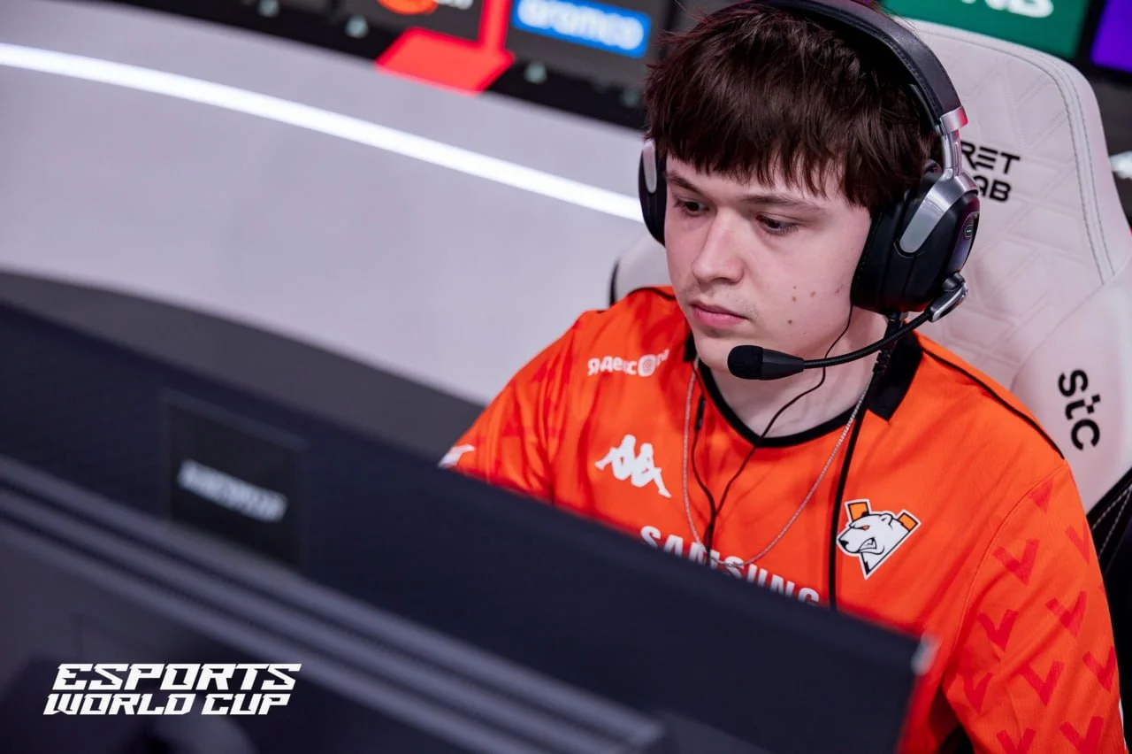 Puppey встаёт за Virtus.pro: что ждать от стендин-состава на FISSURE Universe 