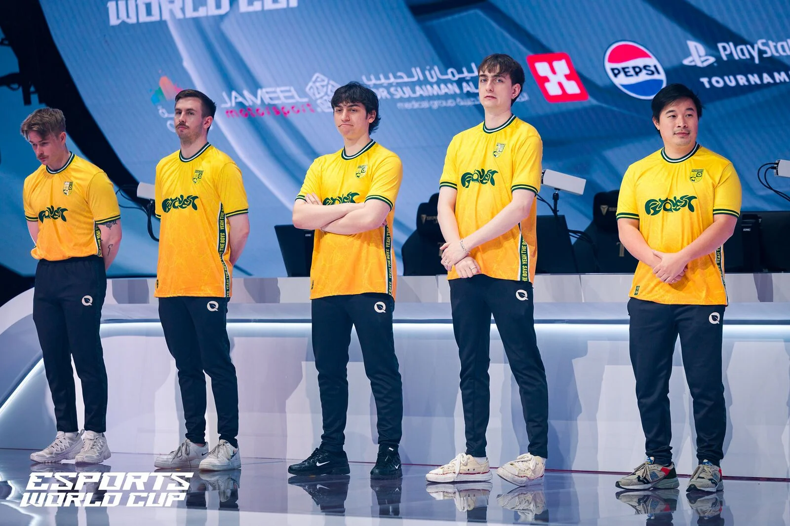 Aurora Gaming уверенно прошла FlyQuest в квалификации BLAST Bounty Fall 2025