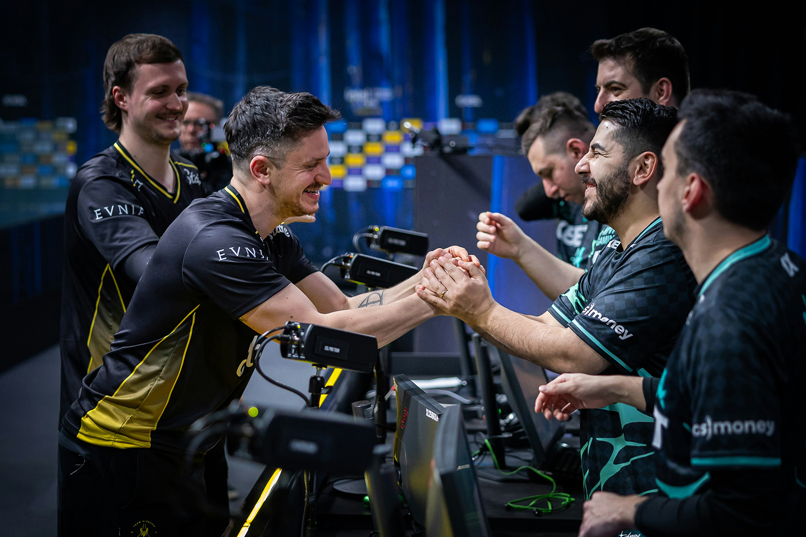 Источник: IEM Kraków

Фото: brcho_