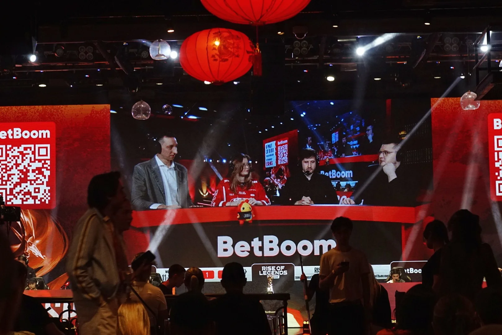Московский LAN-финал BetBoom Rise of Legends: как это было