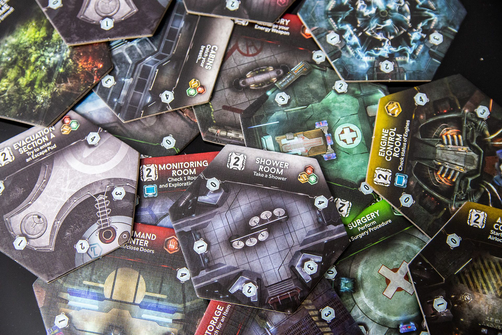 Тайлы отсеков корабля.
Источник: BoardGameGeek