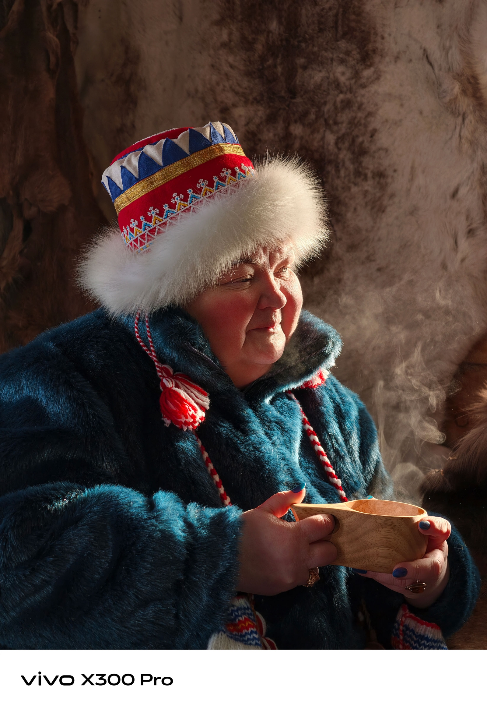 В Москве на Хлебозаводе открылась иммерсивная выставка о народах России — она создана брендом смартфонов vivo - фото 1