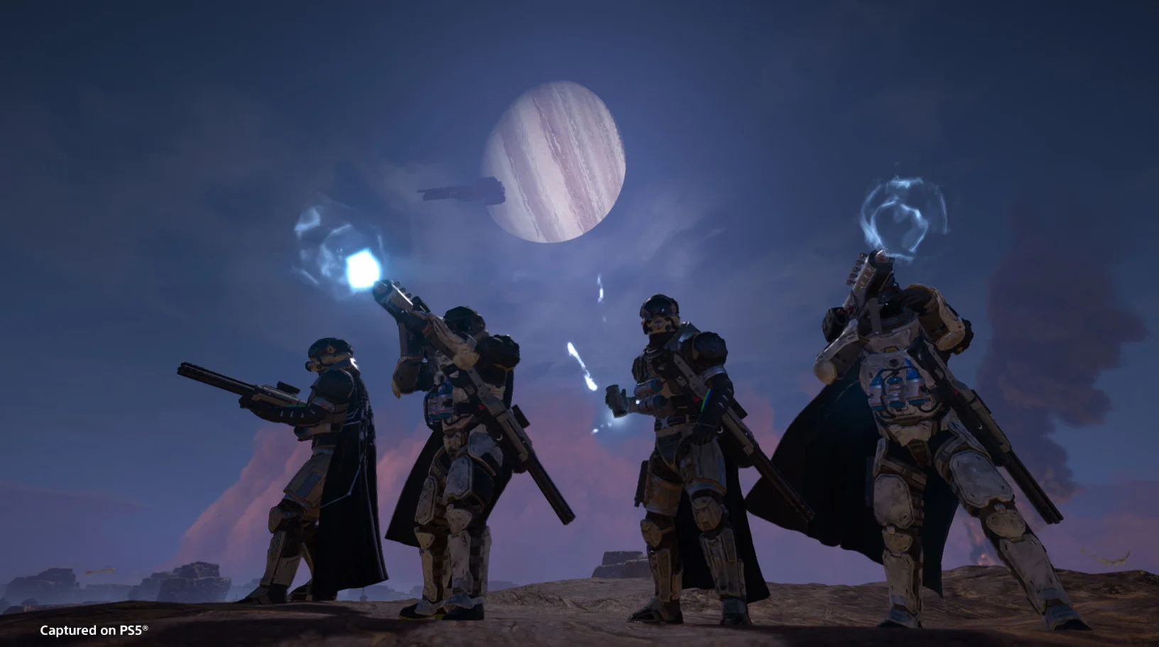 Источник: [Sony](https://blog.playstation.com/2025/07/10/helldivers-2-control-group-warbond-launches-july-17/)