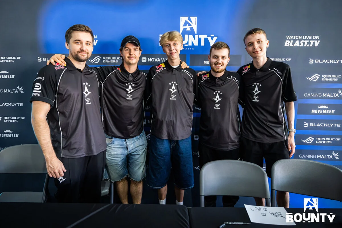 Бразильский коллектив paiN уверенно проходит датский барьер Astralis на FISSURE Playground 2