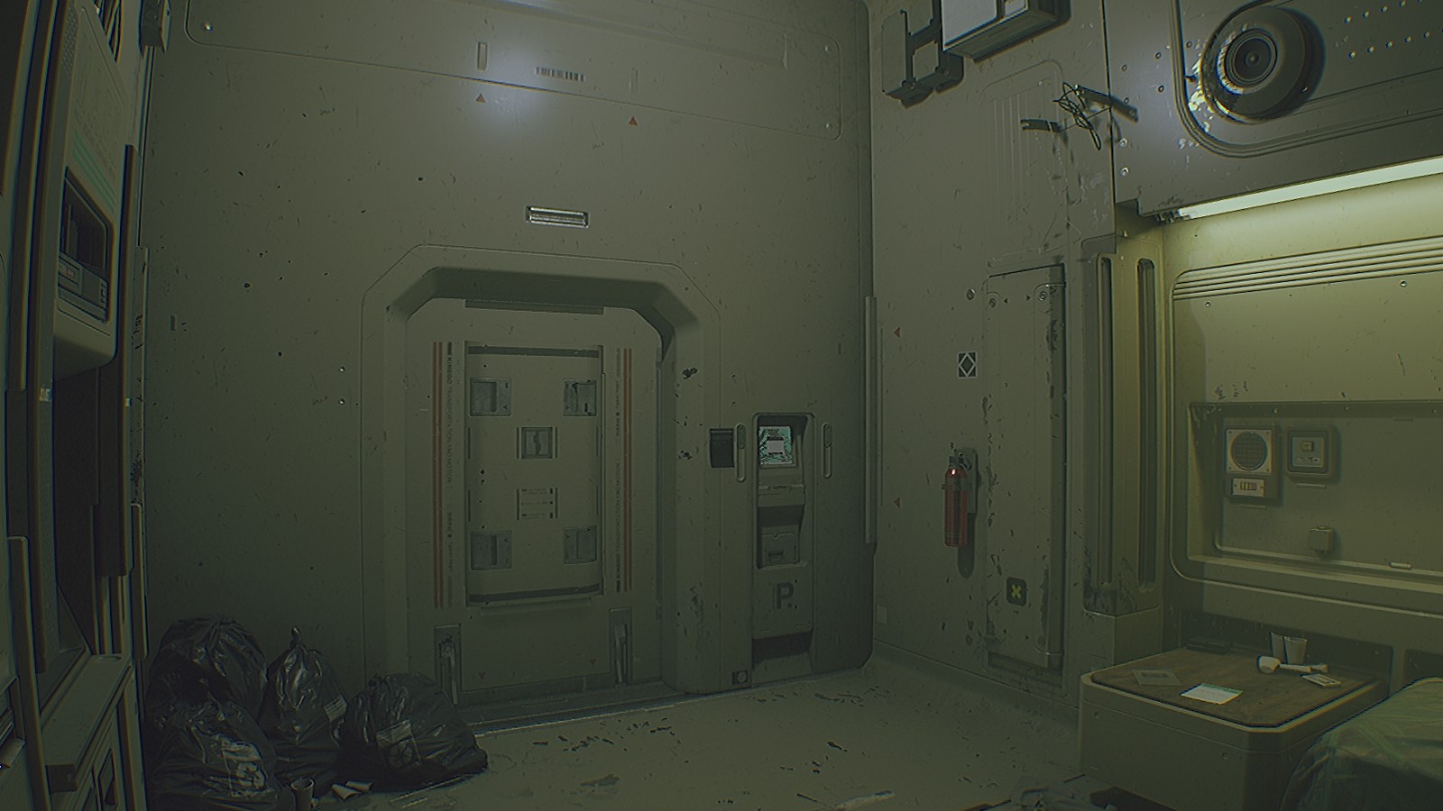 Хотя бы здесь всё прибрано.

Источник: видеоигра Routine