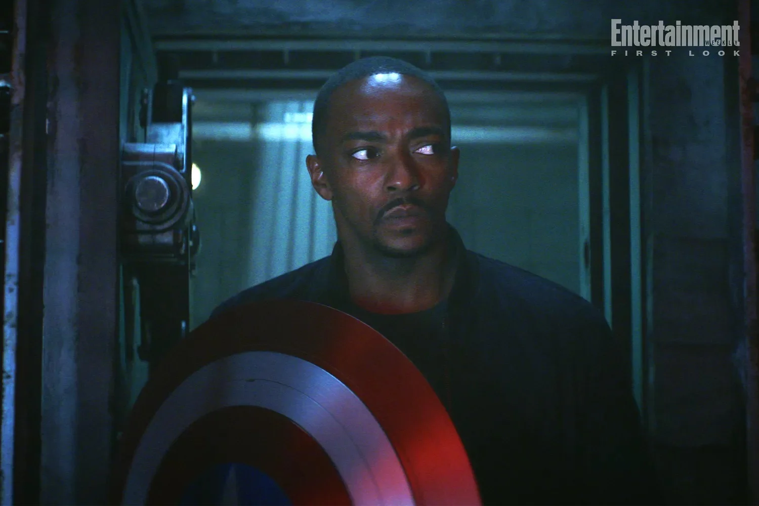 Появились первые кадры нового фильма про Капитана Америка Marvel с Энтони Маки - фото 2