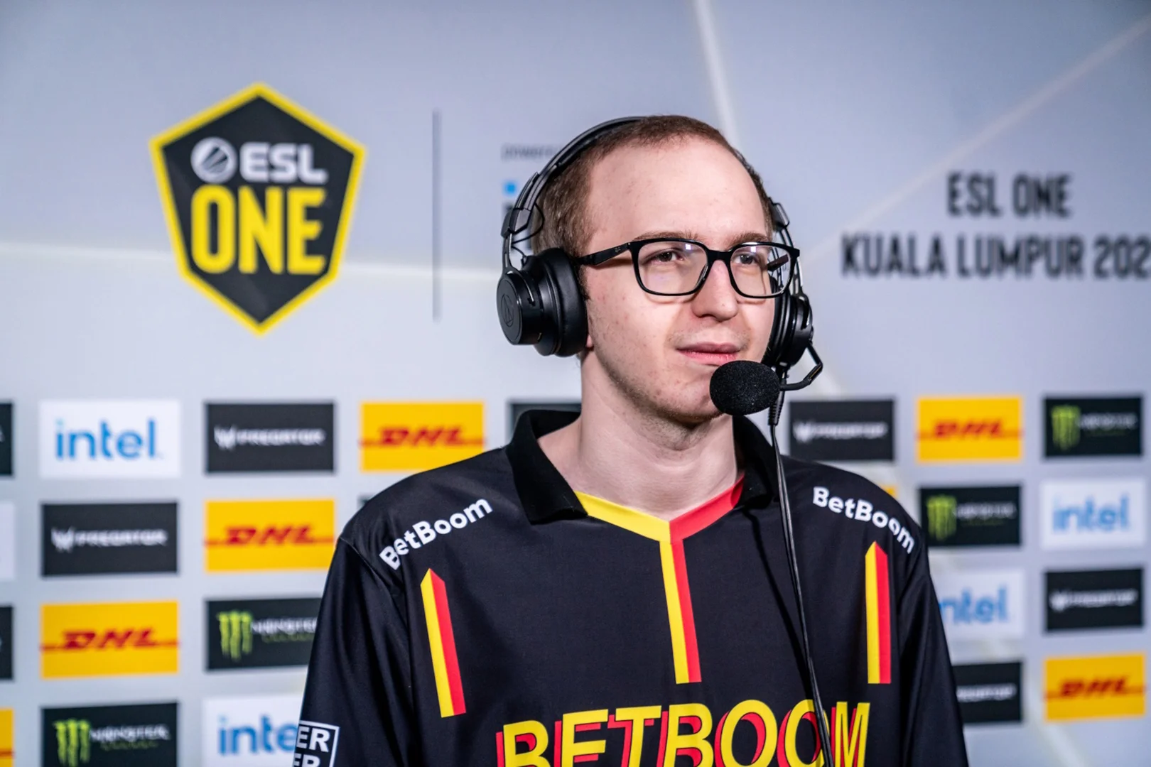 Виталий Save- Мельник: путь молдавского капитана к вершинам Dota 2