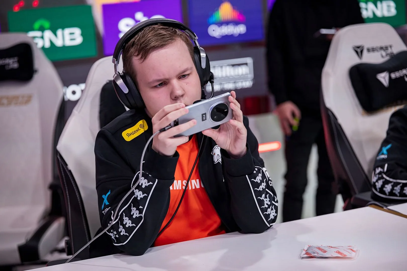 Две команды из нашего региона на мировой арене: как Virtus.pro и Team Spirit покоряли Esports World Cup 2025 в Mobile Legends