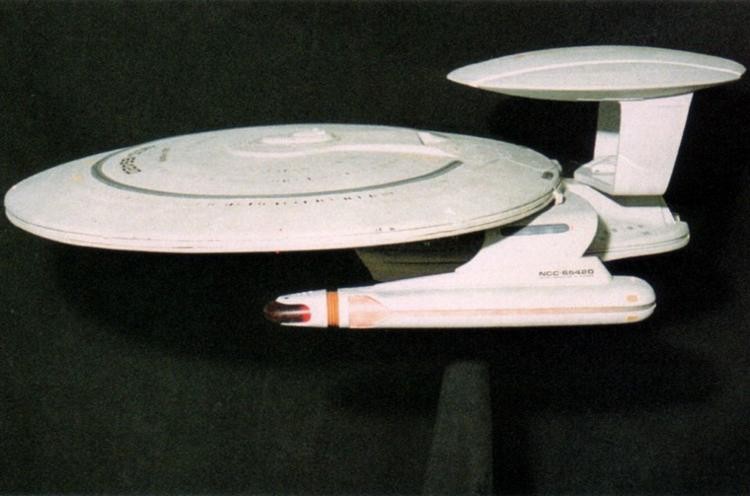 Летящие по звездному пути: звездолеты «Стартрека» - фото 11