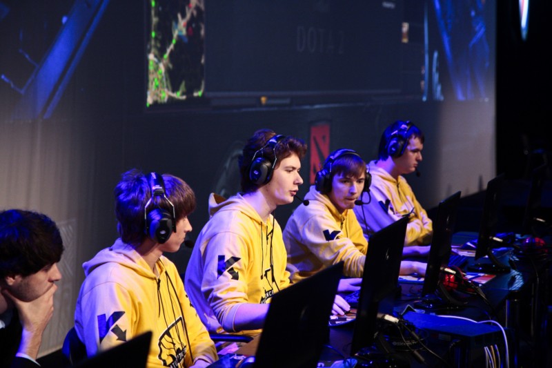 Чудеса на виражах ESWC 2011 - изображение 13 Чудеса на виражах ESWC 2011 - фото 13