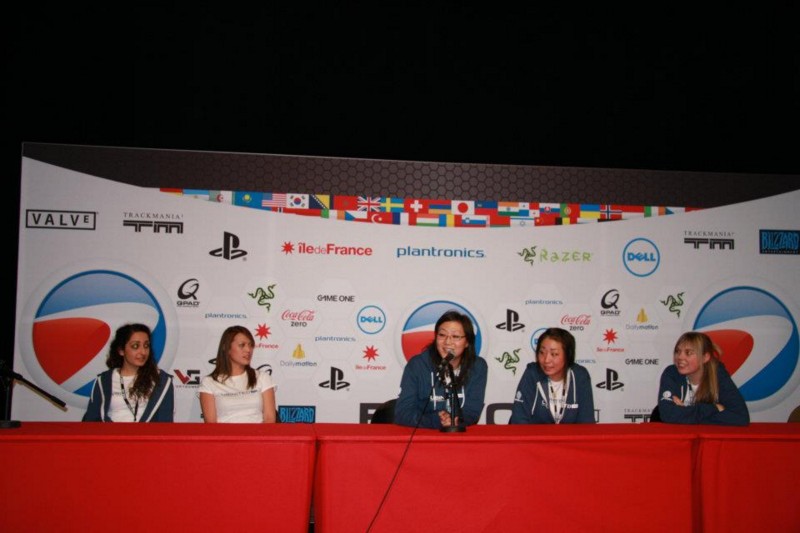 Чудеса на виражах ESWC 2011 - изображение 10 Чудеса на виражах ESWC 2011 - фото 10