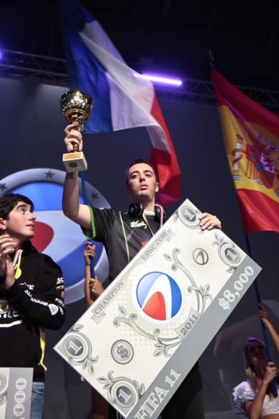 Чудеса на виражах ESWC 2011 - изображение 11 Чудеса на виражах ESWC 2011 - фото 11