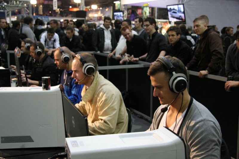 Чудеса на виражах ESWC 2011 - изображение 4 Чудеса на виражах ESWC 2011 - фото 4