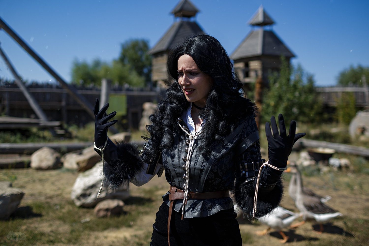 Косплей недели: BioShock Infinite, Resident Evil Village, «Ведьмак 3», LoL, «Гарри Поттер» - изображение 16 Косплей недели: BioShock Infinite, Resident Evil Village, «Ведьмак 3», LoL, «Гарри Поттер» - фото 16