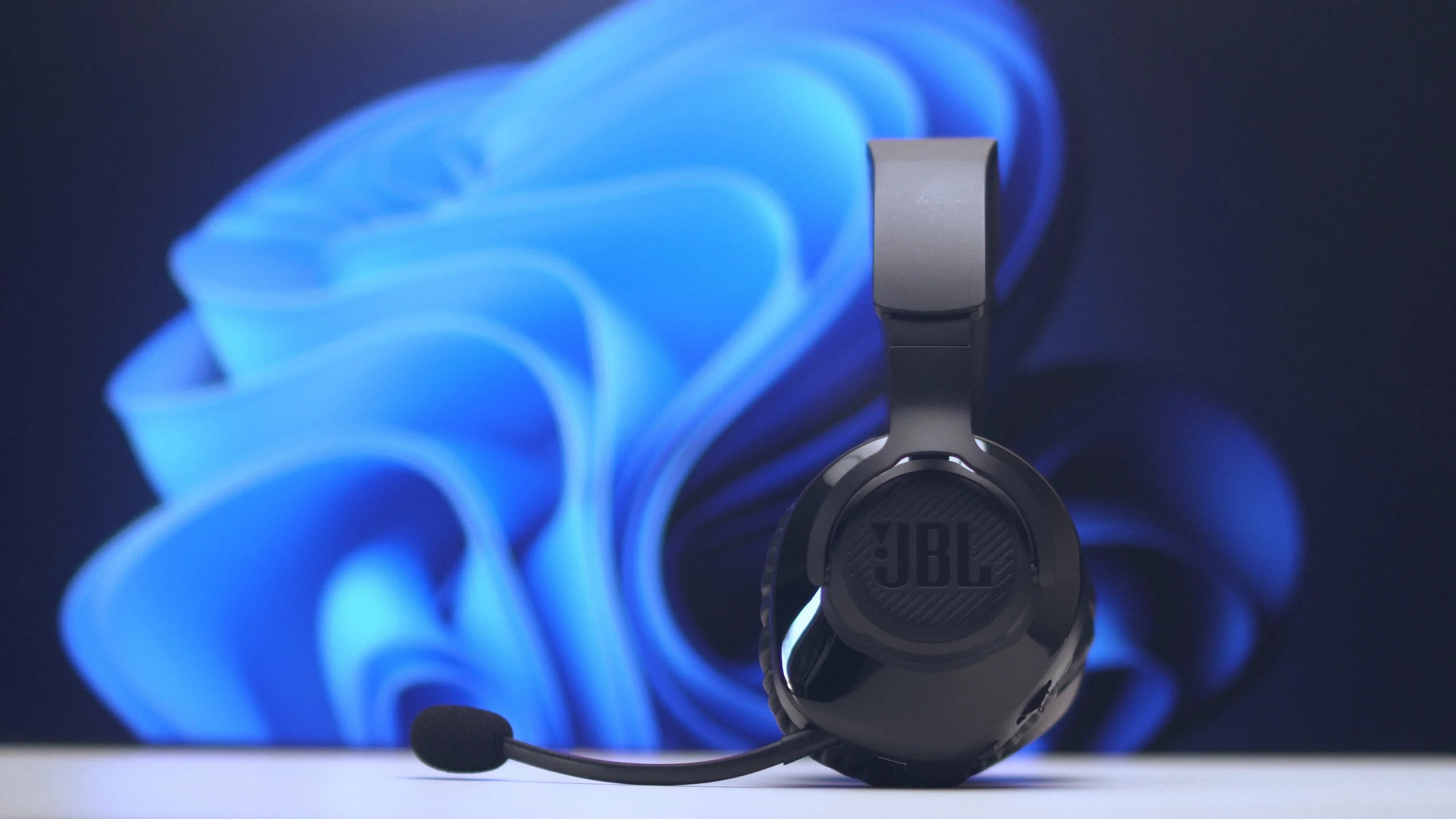 JBL Quantum 350 Wireless: игровая гарнитура со взрывным звучанием - изображение обложка