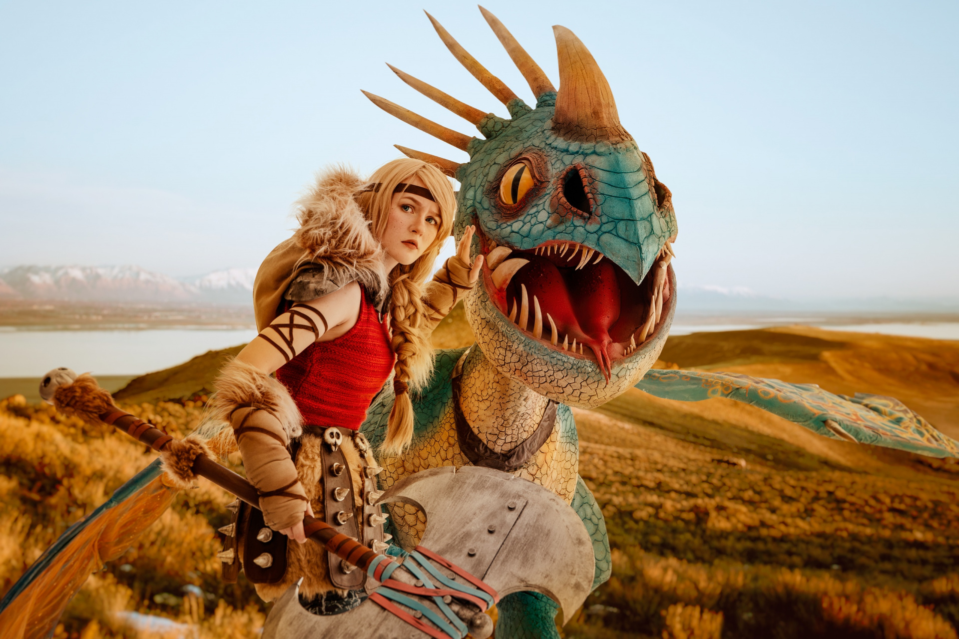 Косплей недели: S.T.A.L.K.E.R., Dota 2, Overwatch, «Как приручить дракона», The Witcher - изображение 17 Косплей недели: S.T.A.L.K.E.R., Dota 2, Overwatch, «Как приручить дракона», The Witcher - фото 17