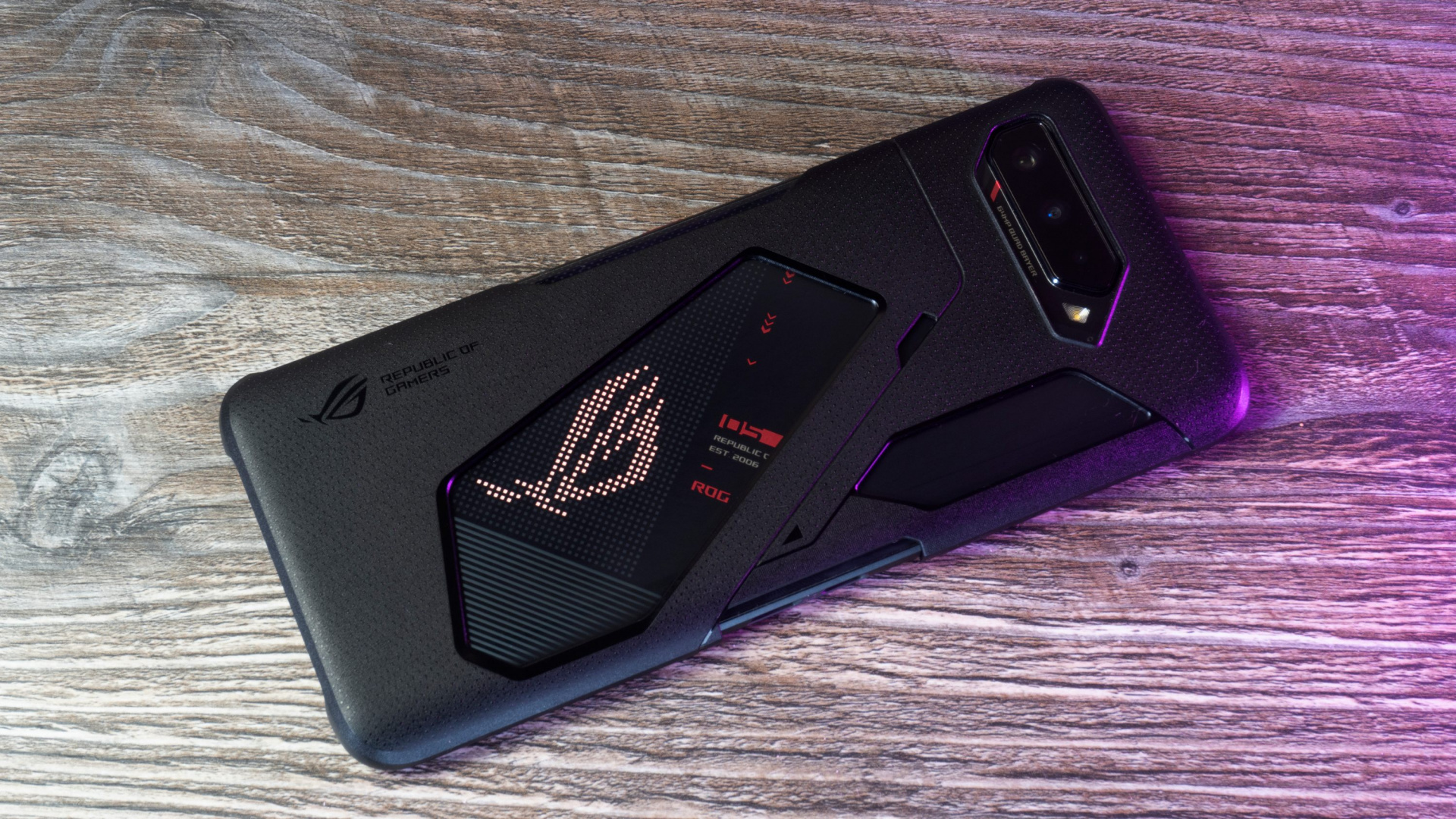 Самый полный обзор игрового телефона ASUS ROG Phone 5. А кому он нужен? —  Игромания