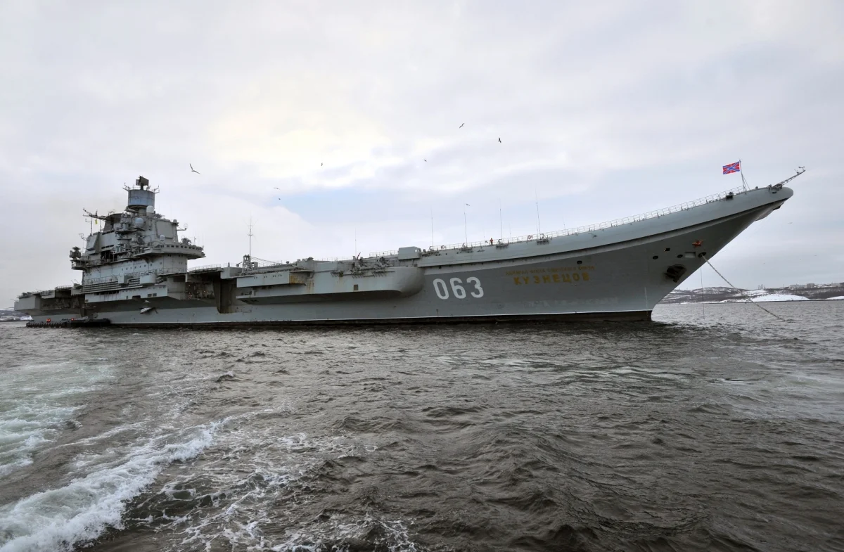 Корабли-пенсионеры, морские шутки и три рюмки. 10 фактов о ВМФ России - фото 5