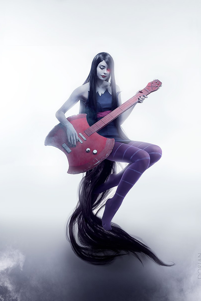 Пятничный косплей: Overwatch, Чудо-Женщина, Final Fantasy X-2, Skyrim, Fullmetal Alchemist, Mortal Kombat - фото 32