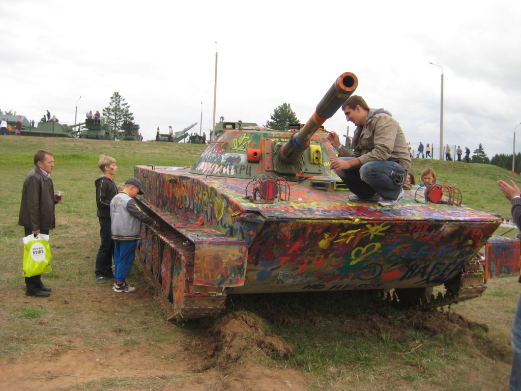 Записки из окопа. День танкиста в Минске - фото 48