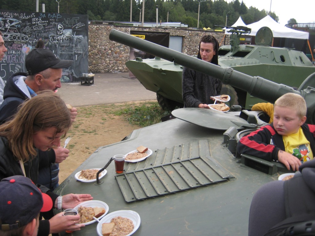 Записки из окопа. День танкиста в Минске - фото 44