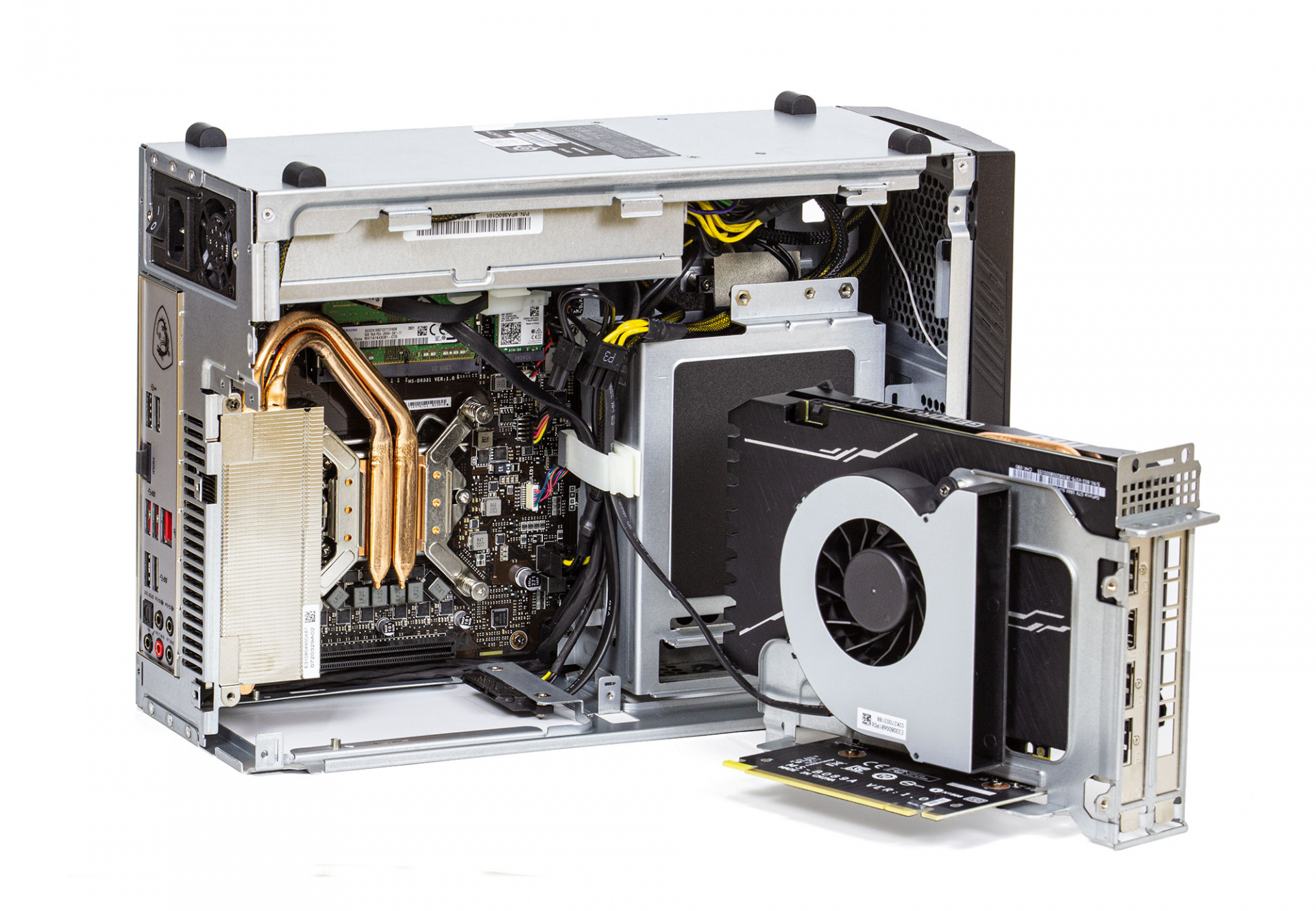 Обзор компактного десктопа MSI Infinite S. Бюджетный ПК в корпусе размером с PlayStation 5 - фото 1