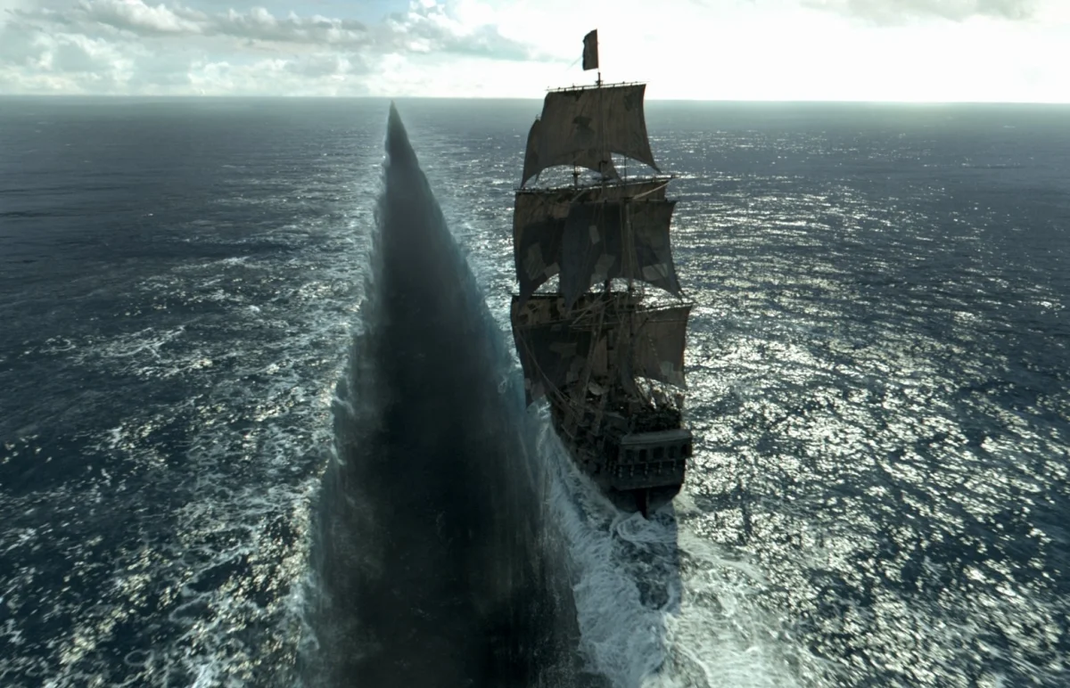 Обзор фильма «Пираты Карибского моря: Мертвецы не рассказывают сказки». Воробей, бей их! - фото 2