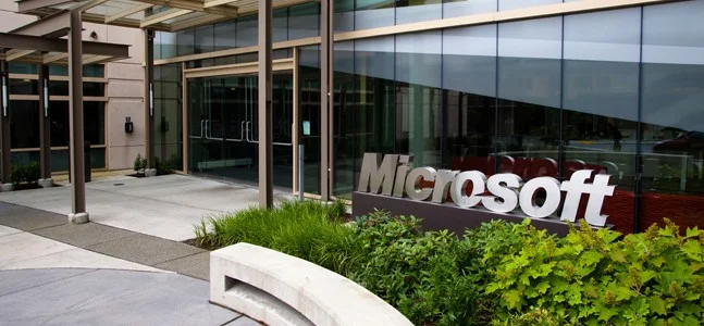 Сорок лет Microsoft: как менялась наша жизнь - фото 1