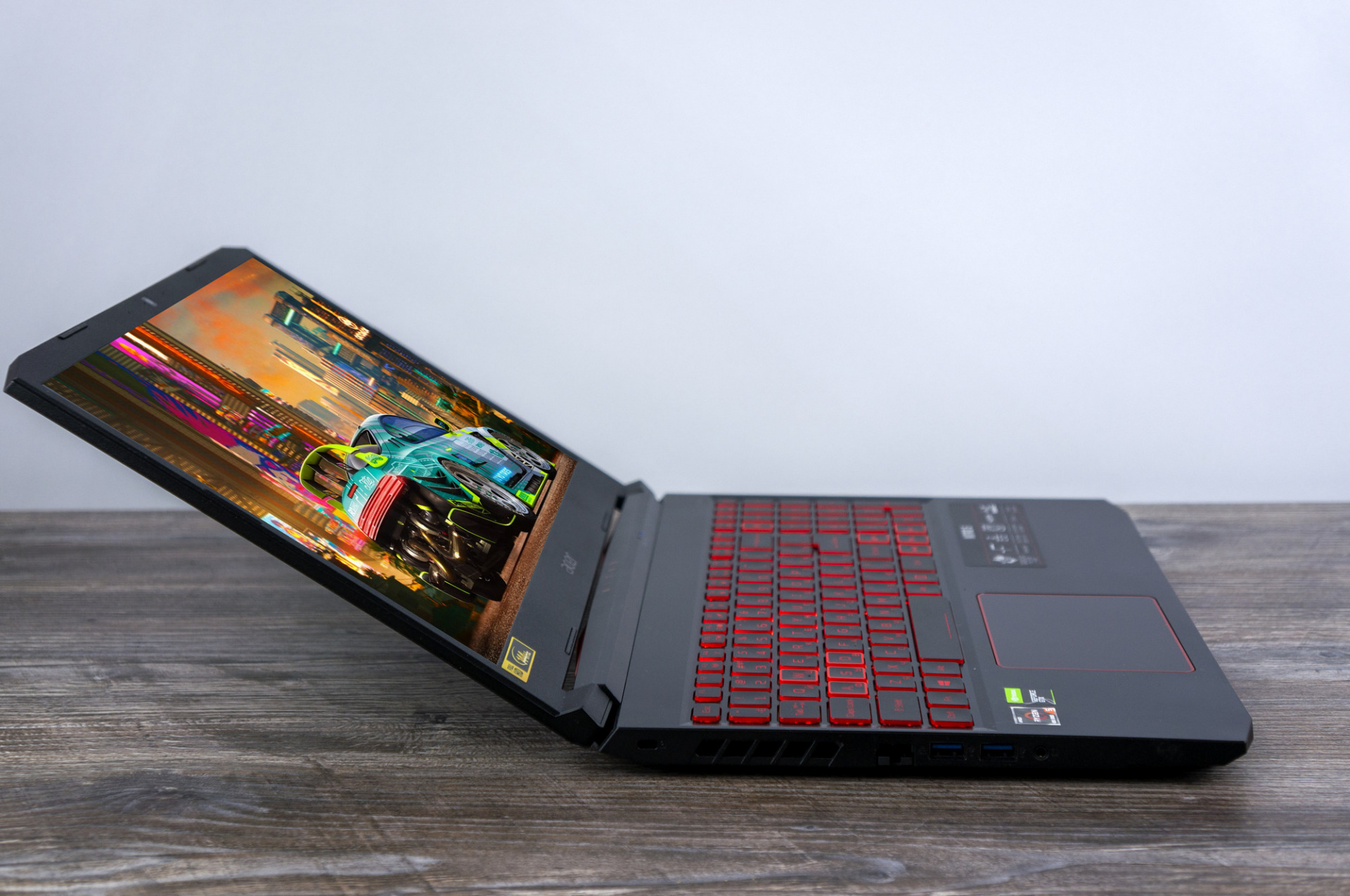 Обзор и тест Acer Nitro 5. Игровой ноутбук начального уровня - изображение 1 Обзор и тест Acer Nitro 5. Игровой ноутбук начального уровня - фото 1