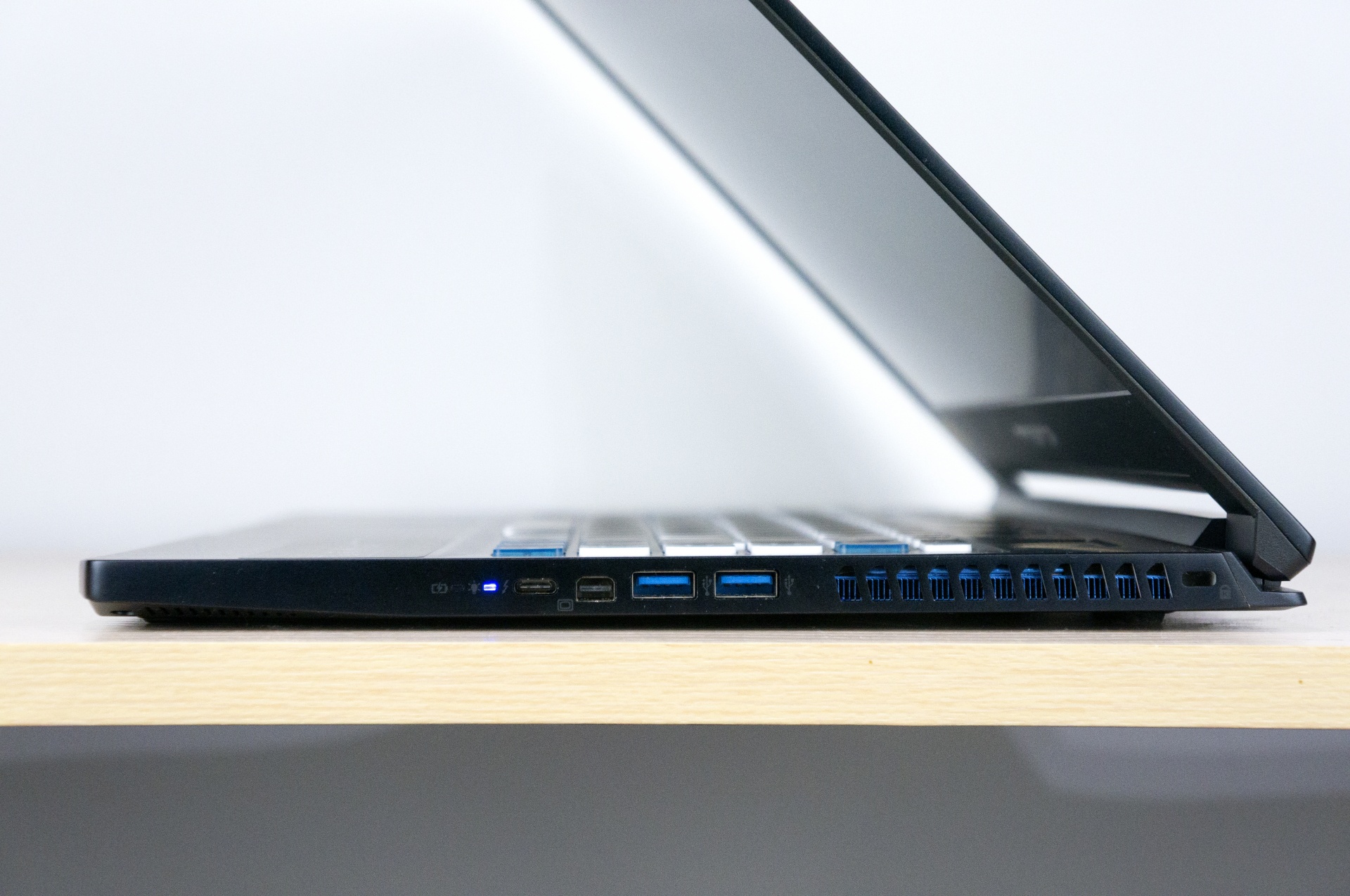Прорывной ноутбук Acer Predator Triton 500. Тонкий, тихий и топовый - фото 9