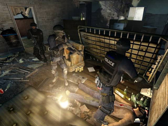 S.W.A.T. 4 - фото 4