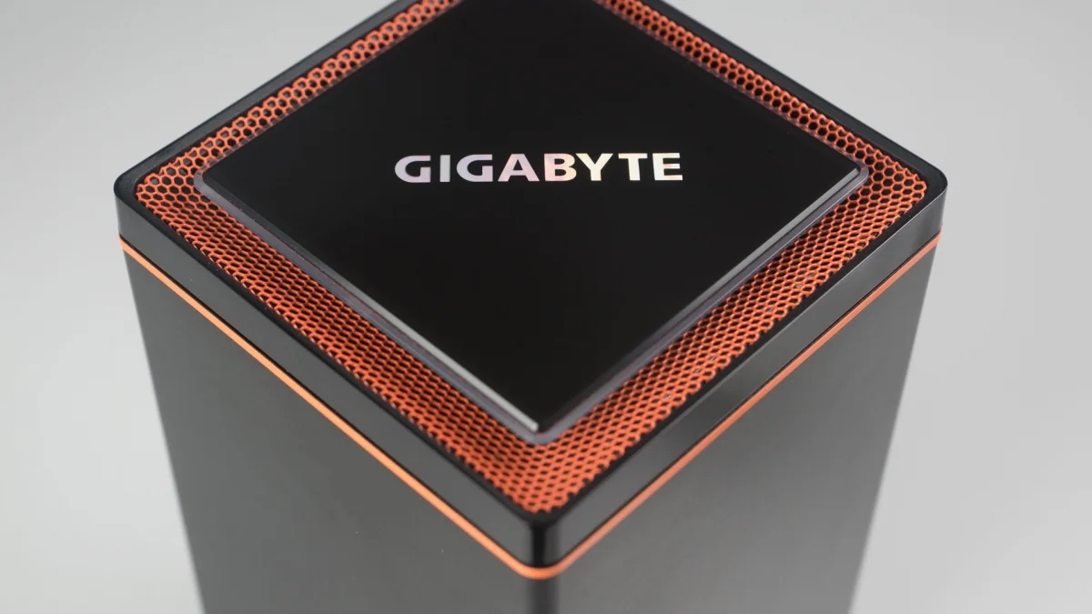 Недорогой процессор для игр. Процессор от Gigabyte. Intel Core i5 7300hq 2.5 ГГЦ процессор.