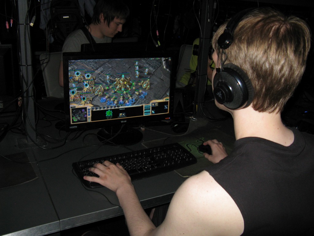 Итоги наших отборочных на StarCraft II World Championship от Blizzard - изображение 17 Итоги наших отборочных на StarCraft II World Championship от Blizzard - фото 17