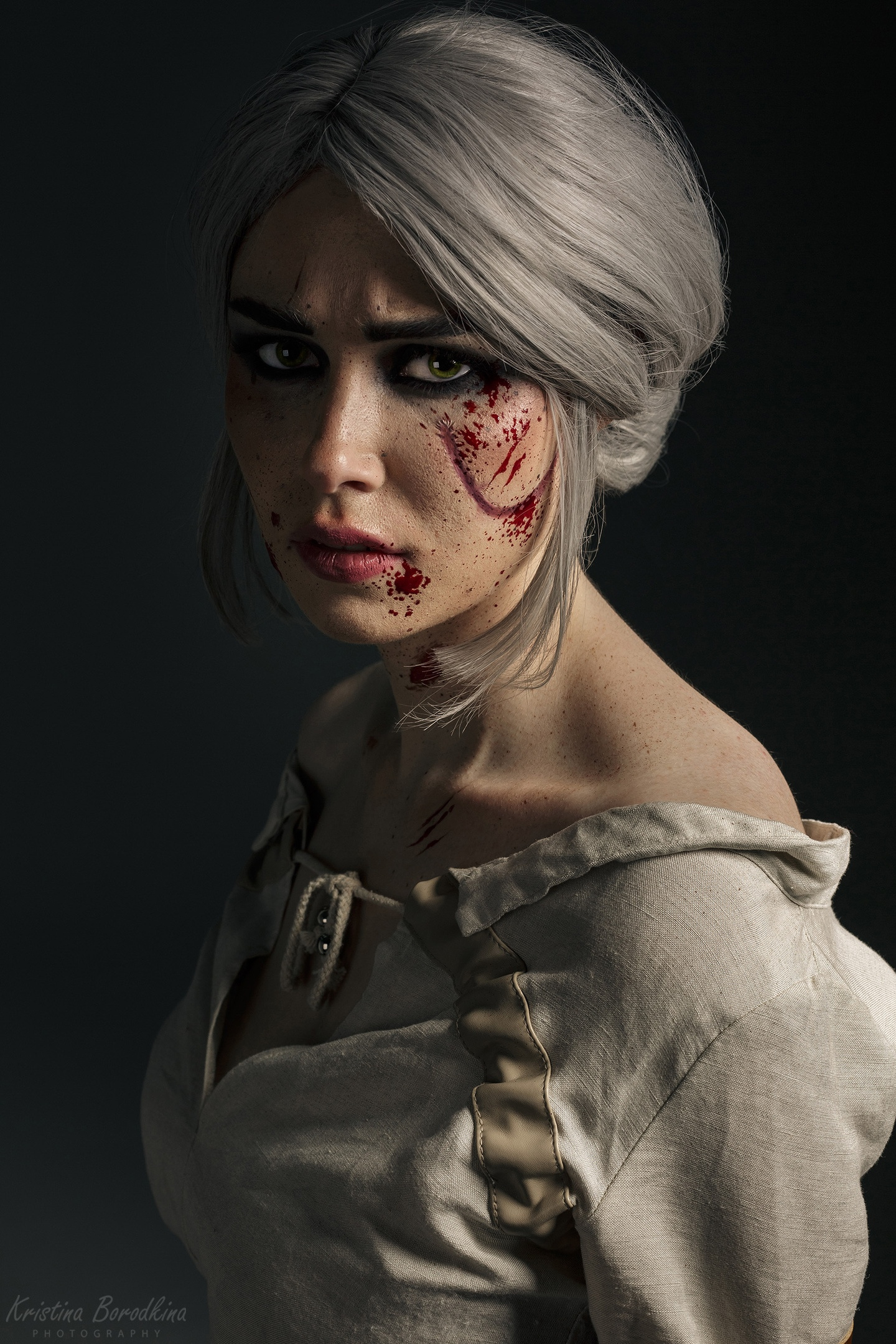 Косплей недели: Dota 2, Resident Evil: Village, Tomb Raider, «Ведьмак 3», League of Legends - фото 20