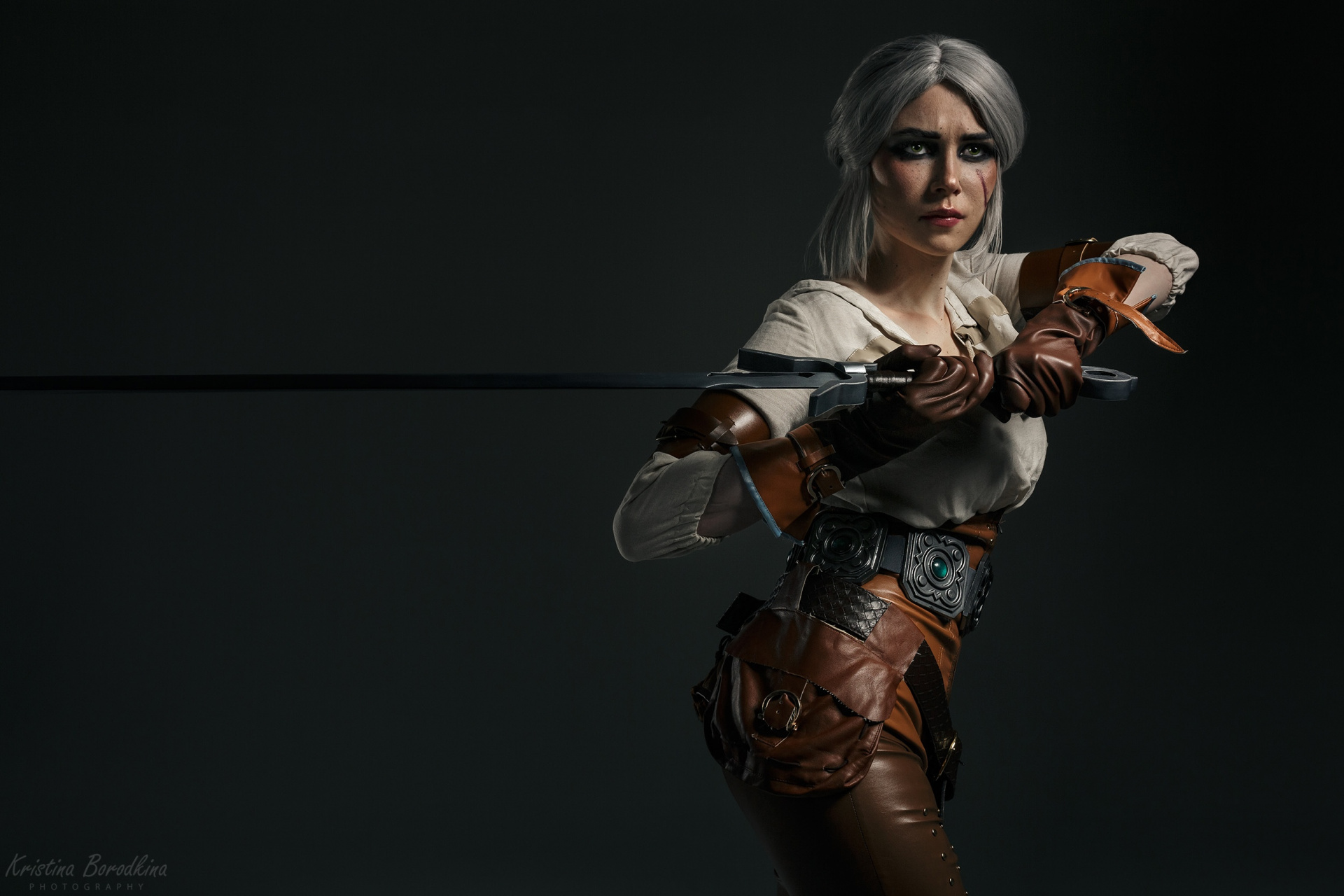 Косплей недели: Dota 2, Resident Evil: Village, Tomb Raider, «Ведьмак 3», League of Legends - фото 22